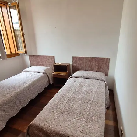 Pieve Center Lovely Flat Con 3 アパート